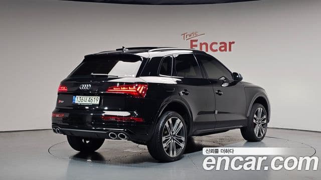 Audi SQ5 2021 — Photo 38/42