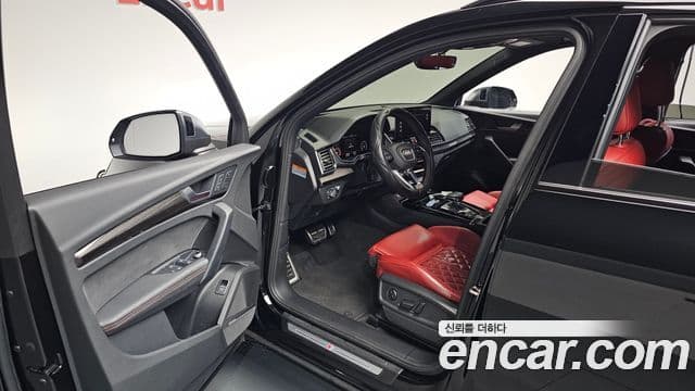 Audi SQ5 2021 — Photo 37/42