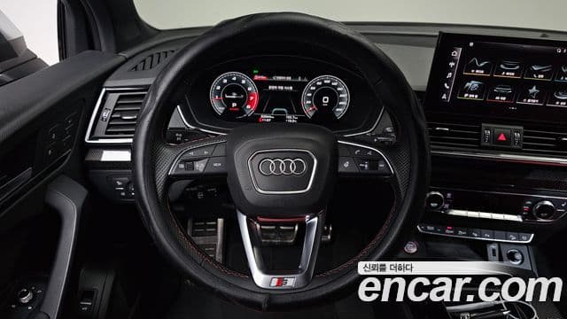 Audi SQ5 2021 — Photo 31/42