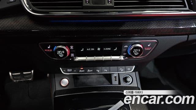 Audi SQ5 2021 — Photo 14/42