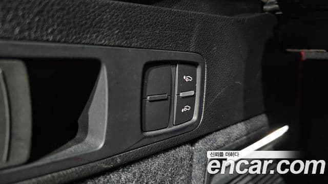 Audi SQ5 2021 — Photo 20/42