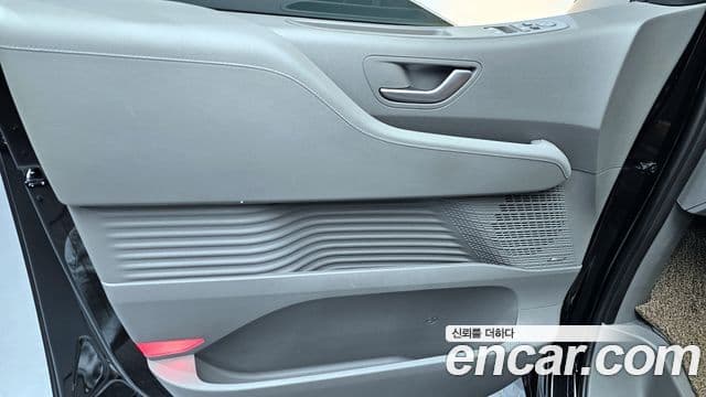 Hyundai Staria 2021 — Şəkil 29/35
