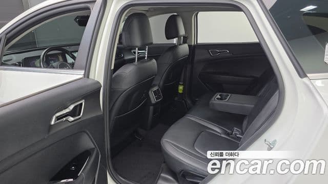 Kia Sportage 2024 — ფოტო 11/20