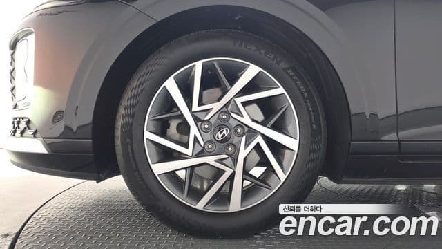 Hyundai Grandeur 2023 — ფოტო 5/20