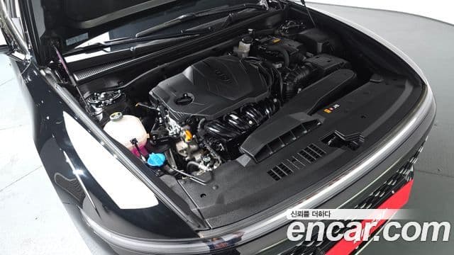Hyundai Grandeur 2023 — ფოტო 6/20