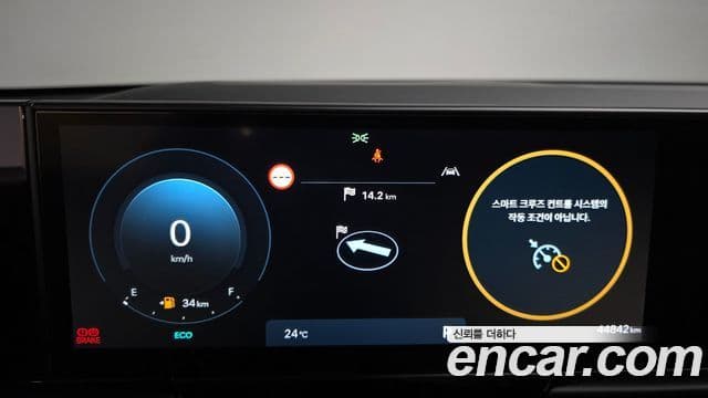 Hyundai Grandeur 2023 — ფოტო 8/20