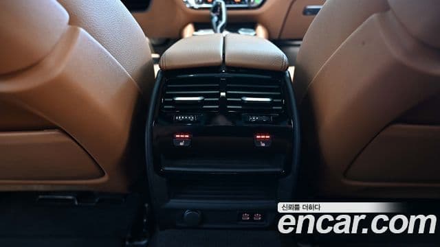 BMW 5 Series 2023 — ფოტო 16/20