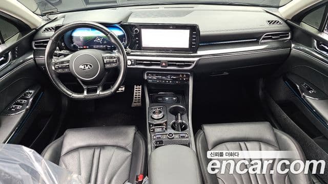 Kia K5 2020 — Şəkil 10/20