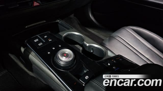 Kia K8 2021 — Şəkil 9/20