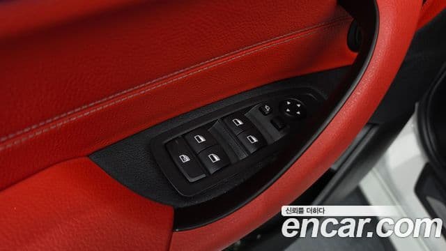BMW X2 2022 — Photo 9/38