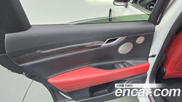 Genesis G80 2022 — ფოტო 18/39