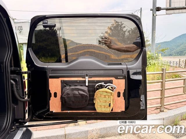 Land Rover Defender 2021 — Şəkil 12/20