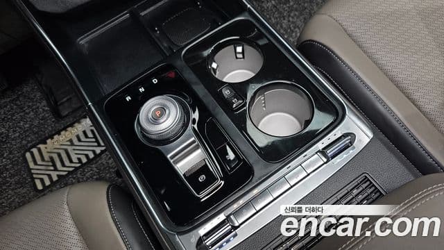 Kia Carnival 2025 — ფოტო 9/20