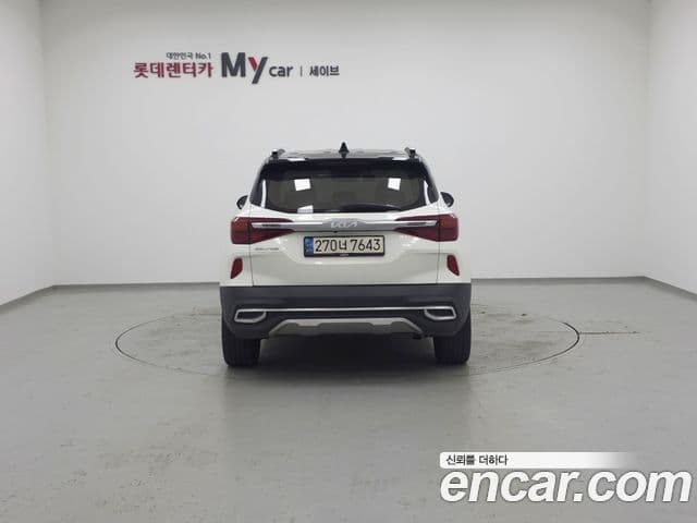 Kia Seltos 2022 — ფოტო 3/20
