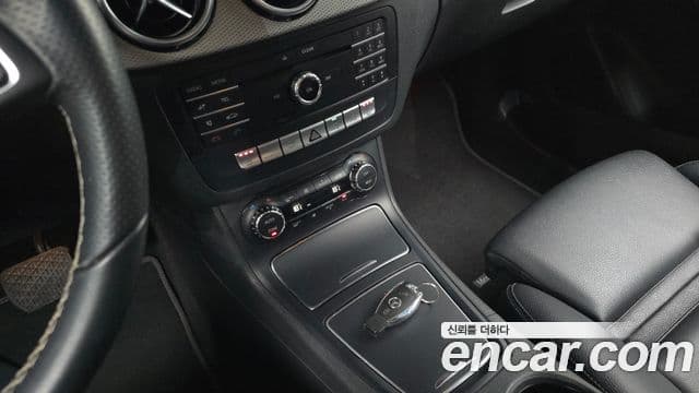 Mercedes-Benz B-Class 2018 — ფოტო 6/30