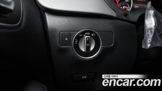 Mercedes-Benz B-Class 2018 — ფოტო 2/30