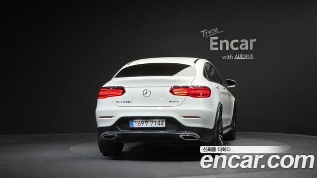Mercedes-Benz GLC-Class 2018 — Şəkil 4/20