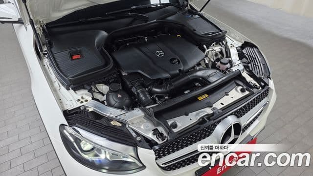 Mercedes-Benz GLC-Class 2018 — Şəkil 6/20