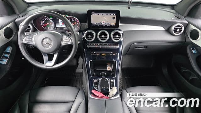 Mercedes-Benz GLC-Class 2018 — Şəkil 7/20