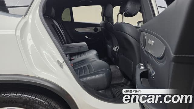 Mercedes-Benz GLC-Class 2018 — Şəkil 11/20