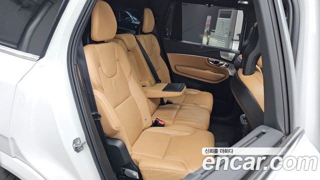 Volvo XC90 2021 — Şəkil 12/20