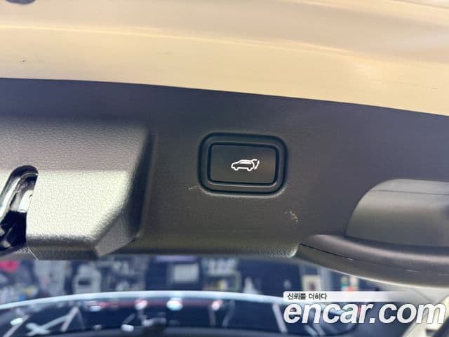 Kia Seltos 2024 — Şəkil 16/20