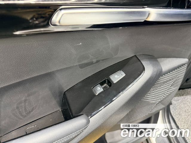 Kia Seltos 2024 — Şəkil 19/20