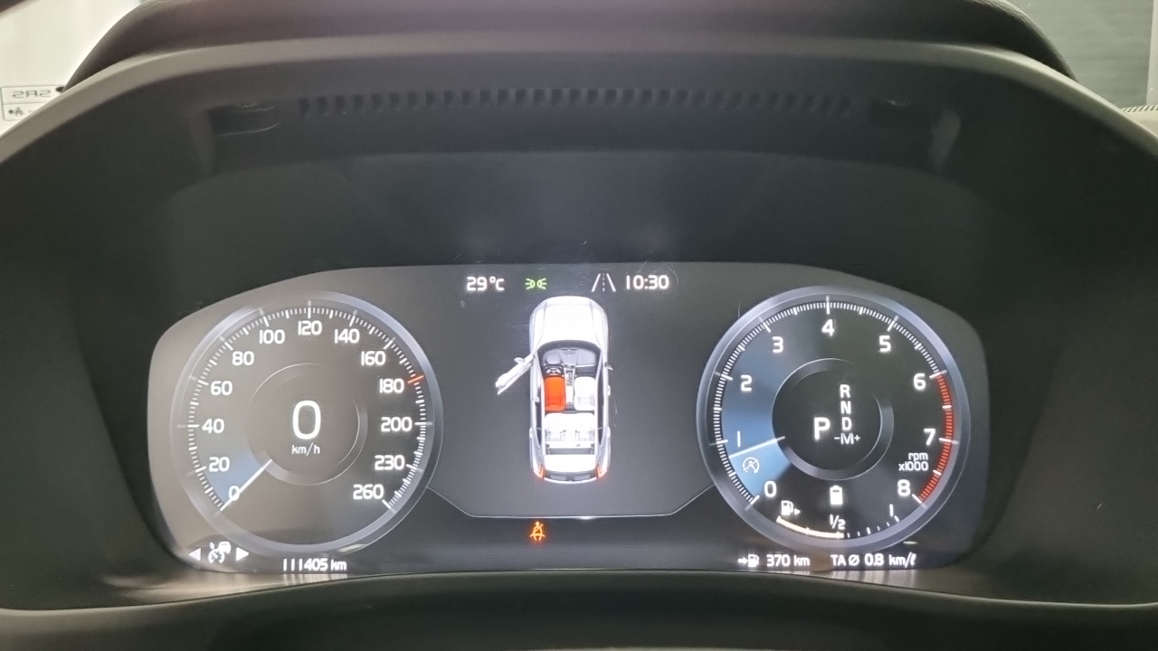 Volvo XC40 2021 — Şəkil 6/20