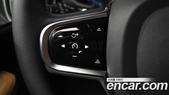 Volvo V60 Cross Country 2023 — Şəkil 16/20