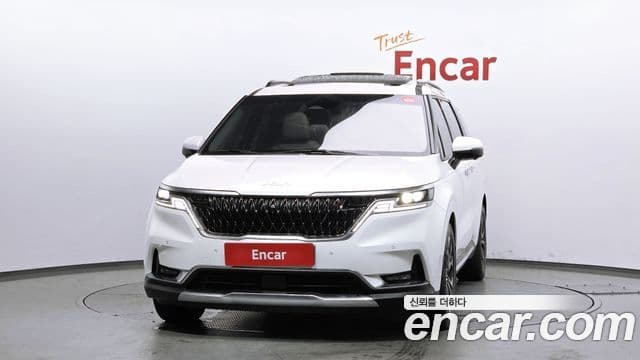 Kia Carnival 2021 — ფოტო 3/20