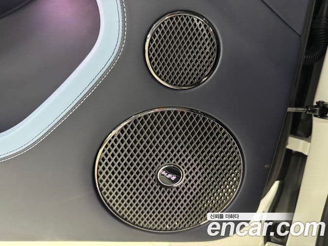 Bentley Continental GT 2025 — Фото 17/20