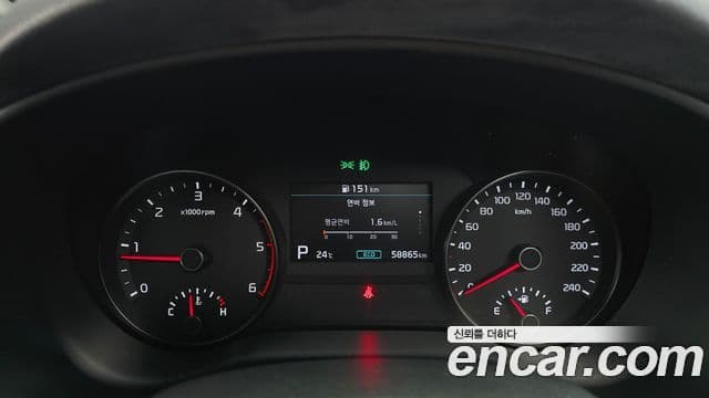 Kia Sportage The Bold 2019 — ფოტო 8/20