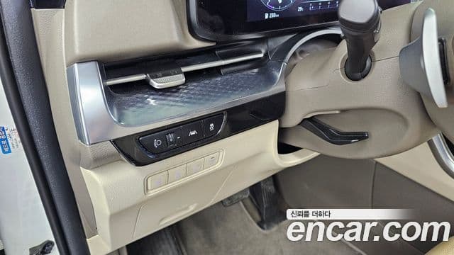 Kia Carnival 2022 — Şəkil 16/20