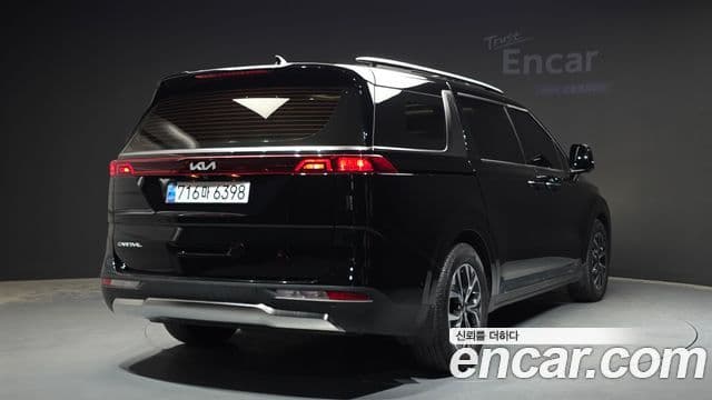 Kia Carnival 2023 — Şəkil 2/20