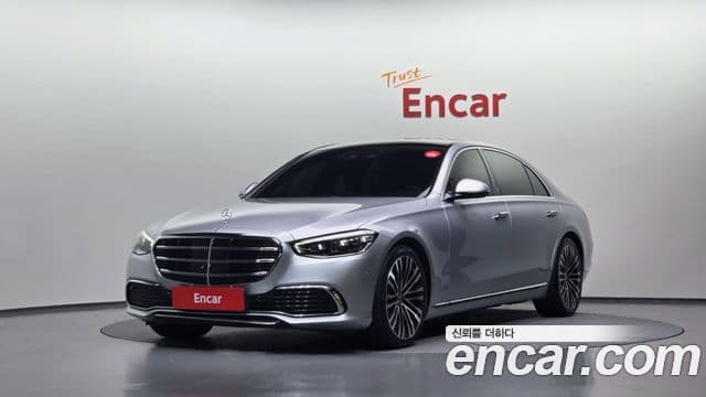 Mercedes-Benz S-Class 2022 — ფოტო 1/20