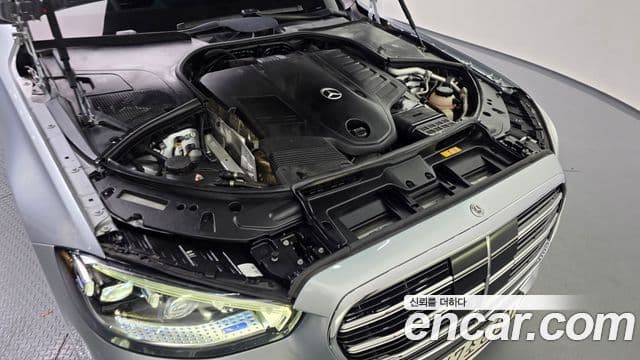 Mercedes-Benz S-Class 2022 — ფოტო 6/20