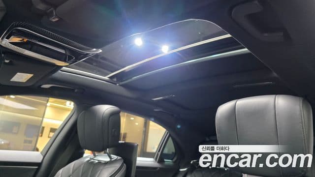 Mercedes-Benz S-Class 2022 — ფოტო 18/20