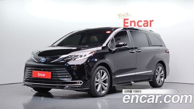 Toyota Sienna 2024 — Şəkil 10/20
