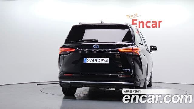 Toyota Sienna 2024 — Şəkil 3/20