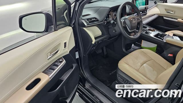 Toyota Sienna 2024 — Şəkil 9/20