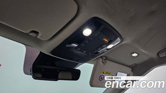 Kia Carnival 2021 — Фото 15/20