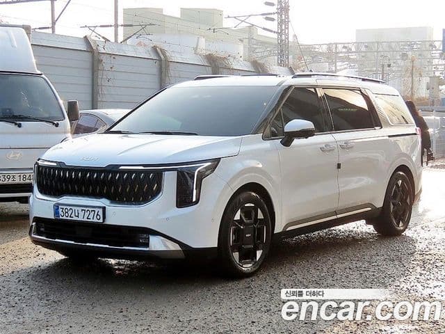 Kia Carnival 2024 — ფოტო 1/20