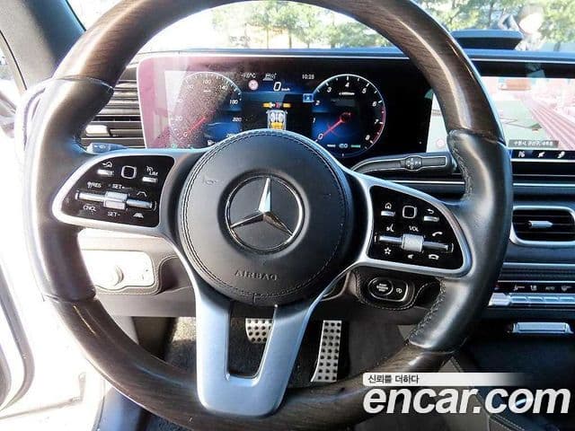 Mercedes-Benz GLS-Class 2021 — ფოტო 7/20