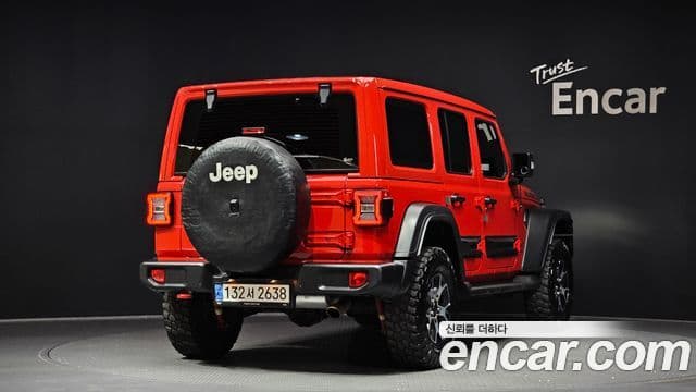 Jeep Wrangler 2022 — ფოტო 2/20