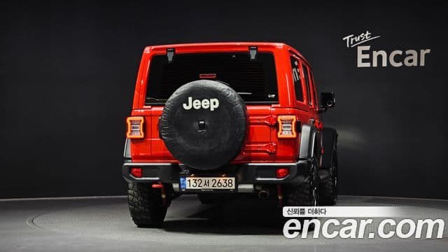Jeep Wrangler 2022 — ფოტო 4/20