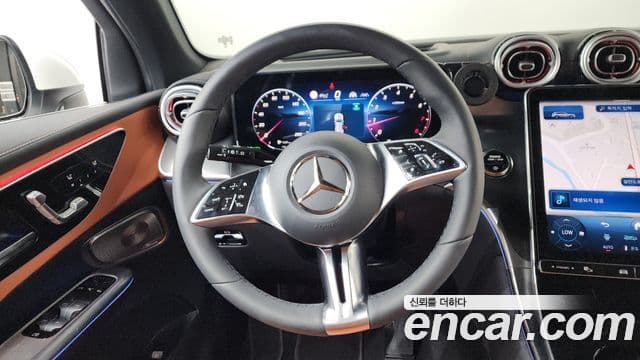 Mercedes-Benz GLC-Class 2025 — ფოტო 13/20