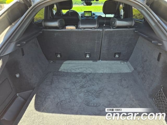 Mercedes-Benz GLE-Class 2019 — Photo 5/20