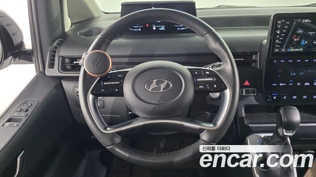 Hyundai Staria 2021 — ფოტო 16/20