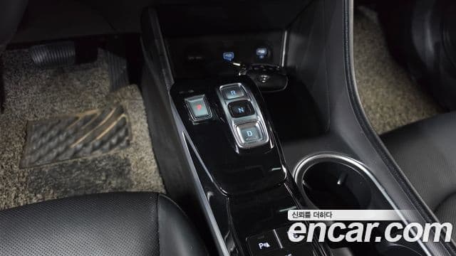 Hyundai Sonata 2022 — ფოტო 8/20