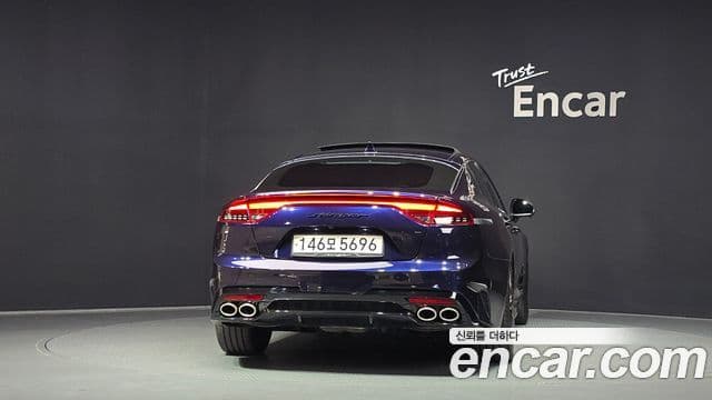 Kia Stinger 2020 — ფოტო 4/20